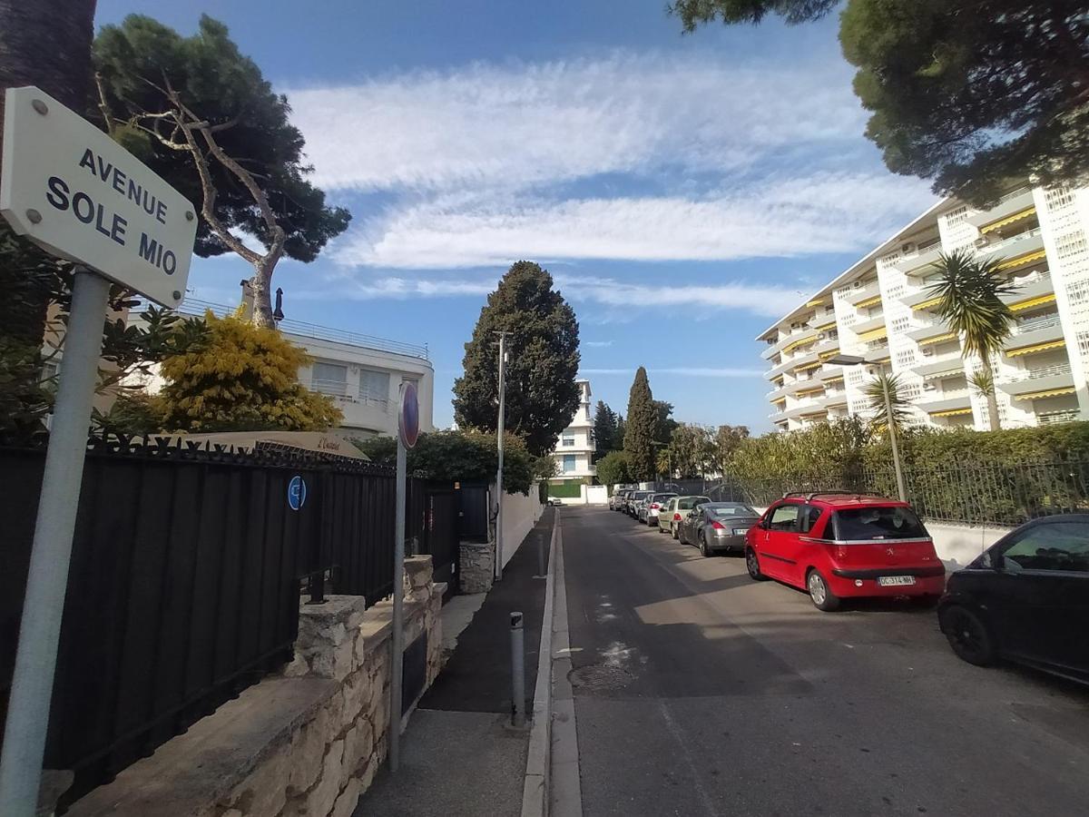 Grand Studio Neuf Face Port Et Plage, Parking Prive Golfe-Juan Exterior photo
